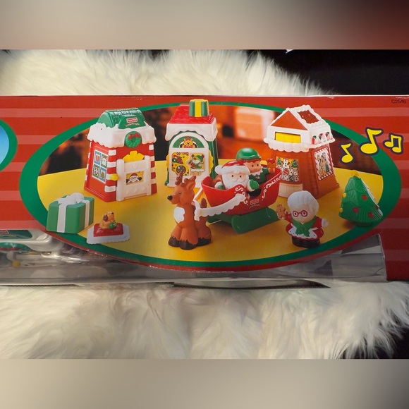 2004 Fisher Price Little People Christmas Village - Picture 4 of 11